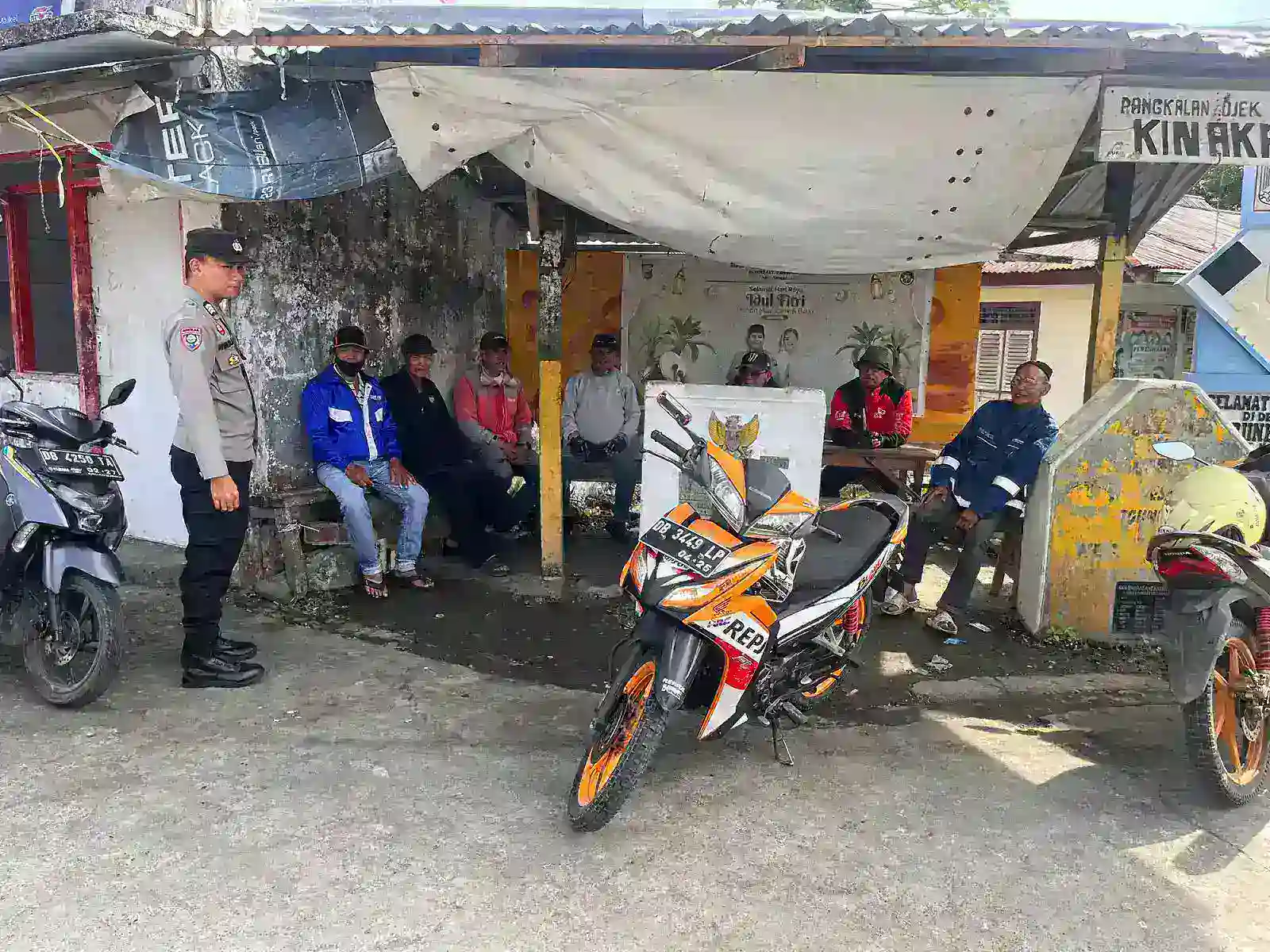 Dari Bengkel ke Pangkalan Ojek, Polisi Jalin Kedekatan dengan Masyarakat